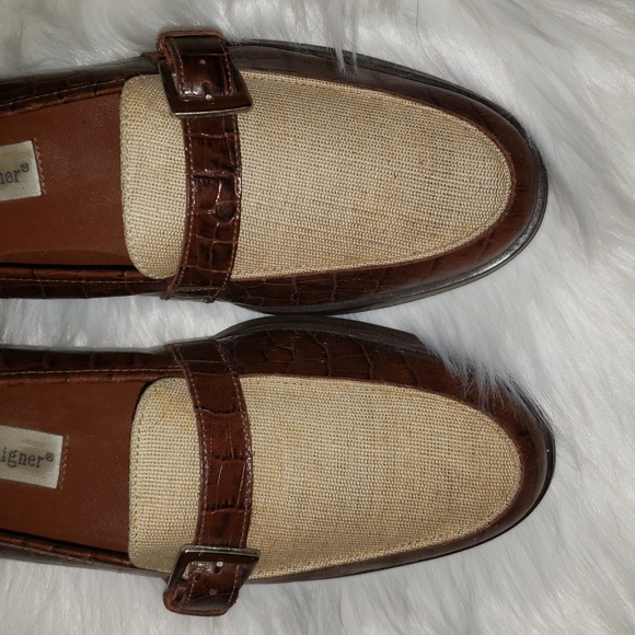 Etienne Aigner Mock Croc Brown and Cream Loafers "Carver" 9B - Picture 2 of 4
